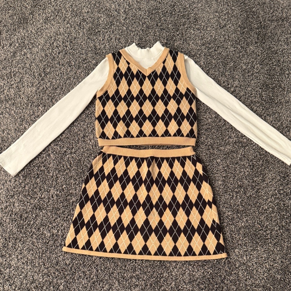 Cupcakes & Cashmere Knit Argyle 4 piece set w/ matching headband
